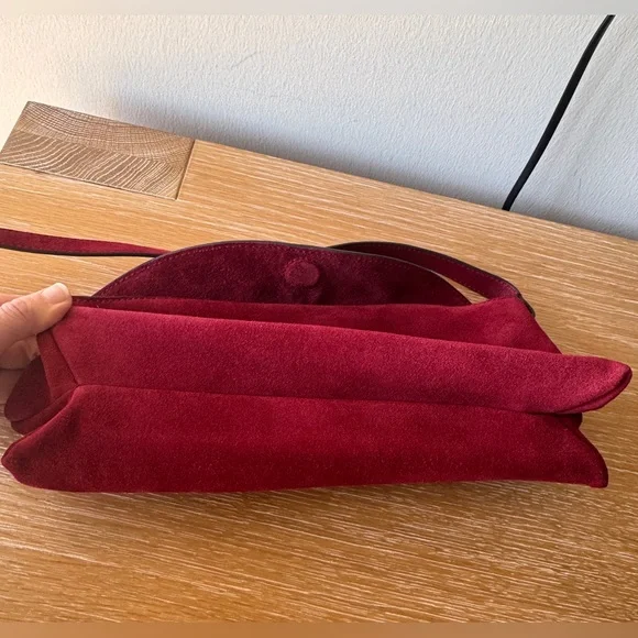 MADEWELL The Date Night Shoulder Bag, Red Suede Gold Hardware Like New with Tags - Picture 8 of 16